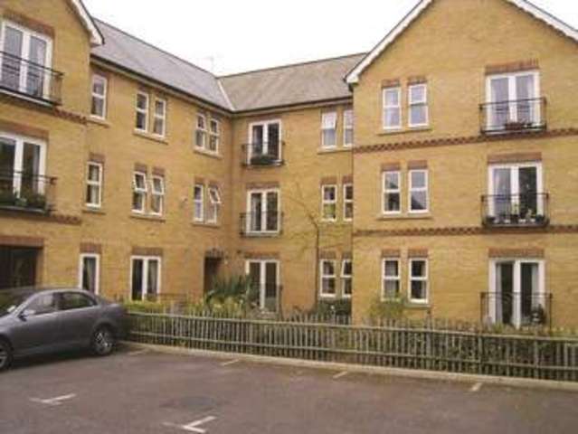  Image of 1 bedroom Retirement Property for sale in Shelley Road Worthing BN11 at Shelley Road  Worthing, BN11 4TH