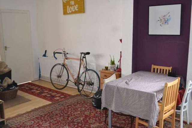  Image of 4 bedroom Detached house to rent in Pellatt Road London SE22 at Pellatt road  East dulwich, SE22 9JD