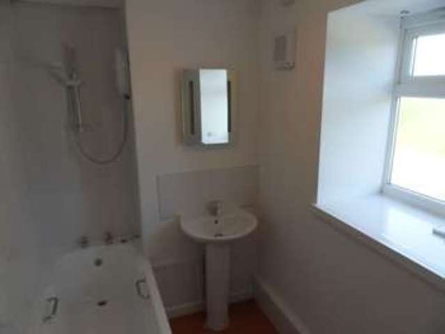  Image of 1 bedroom Flat to rent in Pencraig Pencraig Ross-on-Wye HR9 at Mount Craig Hall Pencraig Ross on Wye, HR9 6HP