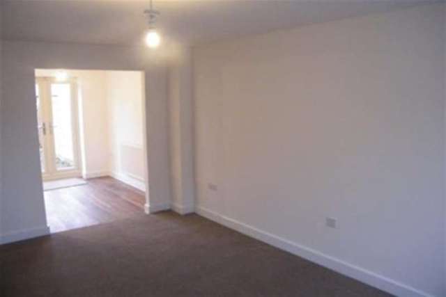  Image of 2 bedroom Terraced house to rent in Pennylands Way Winchcombe Cheltenham GL54 at Cheltenham, GL54 5GB