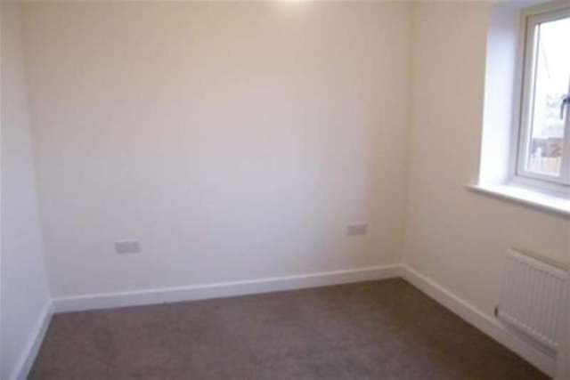  Image of 2 bedroom Terraced house to rent in Pennylands Way Winchcombe Cheltenham GL54 at Cheltenham, GL54 5GB