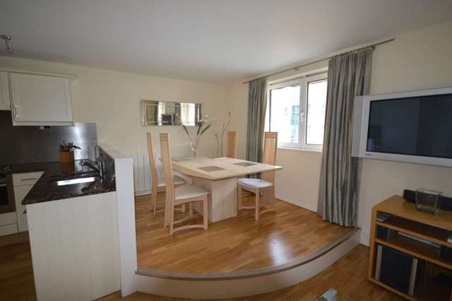  Image of 1 bedroom Apartment to rent in Pepper Street London E14 at Pepper Street Canary Wharf London, E14 9RB