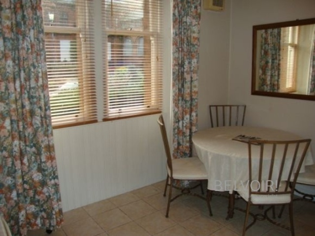  Image of 2 bedroom Flat to rent in Calside Paisley PA2 at Paisley Renfrewshire Renfrewshire, PA2 6DB