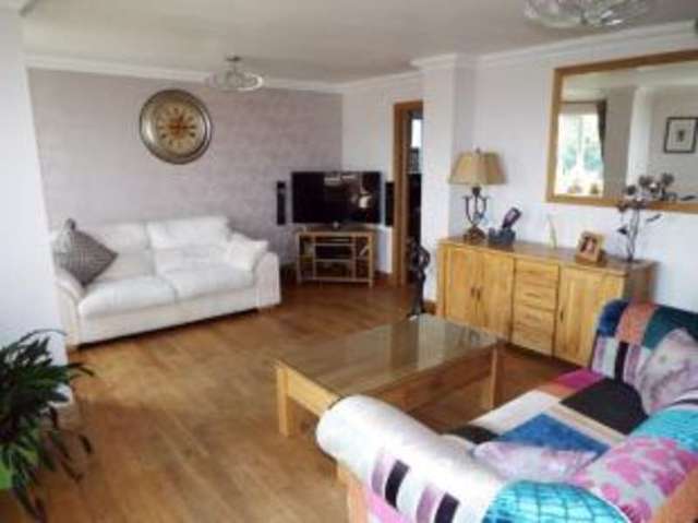  Image of 5 bedroom Bungalow for sale in Tilmore Gardens Petersfield GU32 at Petersfield Hampshire Sheet, GU32 2JA