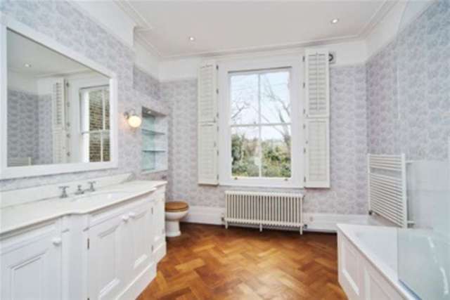  Image of 4 bedroom Property to rent in Phene Street London SW3 at London, SW3 5NZ