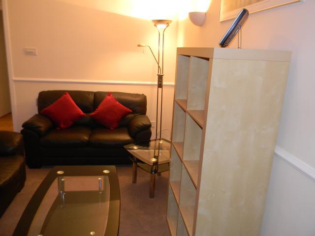  Image of 3 bedroom Apartment to rent in Plimsoll Way Hull HU9 at Victoria Dock  Hull, HU9 1PX