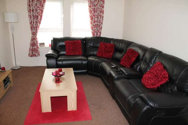 Image of 2 bedroom Flat to rent in Polsons Crescent Paisley PA2 at Polsons Crescent  Paisley, PA2 6AX
