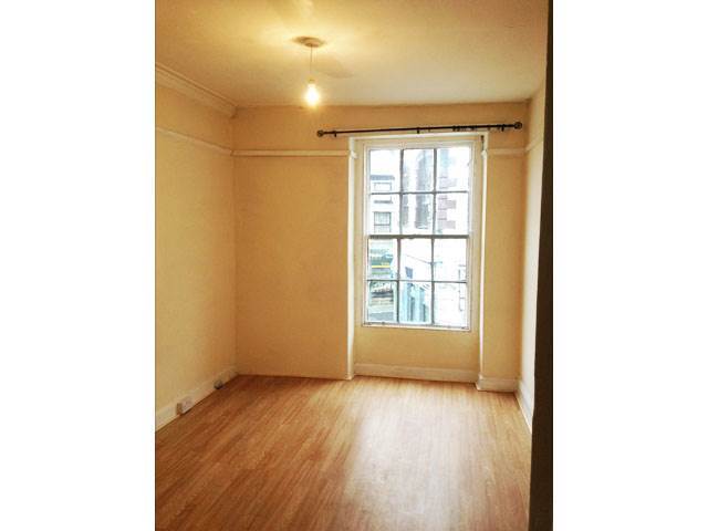  Image of 2 bedroom Flat to rent in Pool Street Caernarfon LL55 at Caernarfon  Caernarfon, LL55 2AB