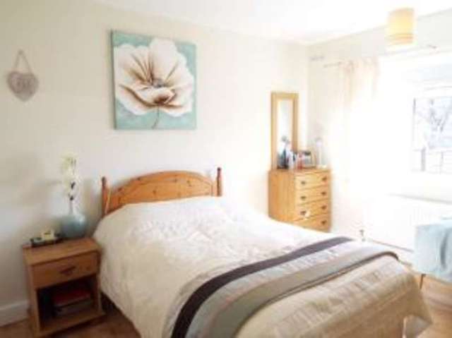  Image of 2 bedroom Flat for sale in Winston Avenue Poole BH12 at Poole Dorset Branksome, BH12 1PH