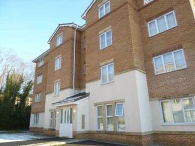  Image of 1 bedroom Flat to rent in Porterfield Drive Tyldesley Manchester M29 at Porterfield Drive Tyldesley Manchester, M29 8RJ