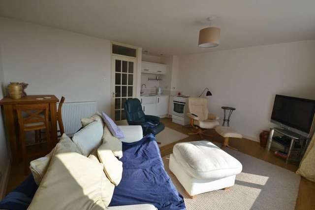  Image of 3 bedroom Terraced house for sale in Brackendown Avenue Weymouth DT3 at Weymouth, DT3 6HX