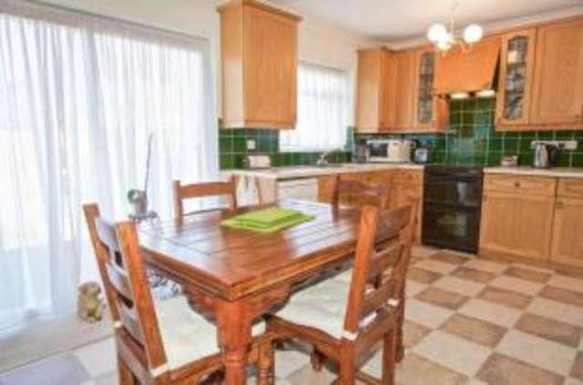  Image of 3 bedroom End of Terrace for sale in Princes Avenue London NW9 at London  Kingsbury, NW9 9JG