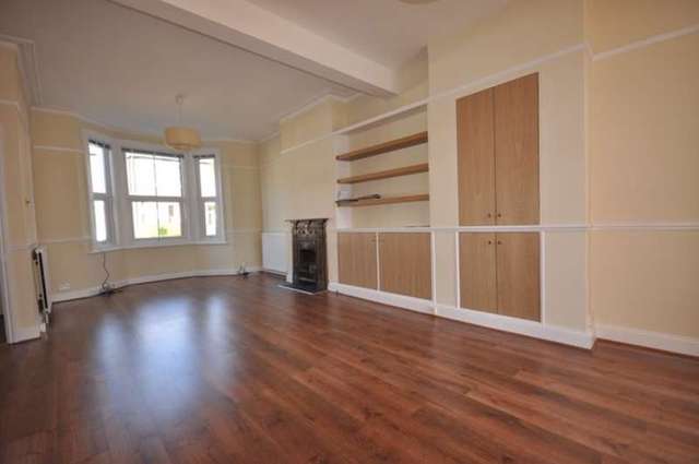 Image of 2 bedroom Terraced house to rent in Priory Road London W4 at Chiswick, W4 5JA