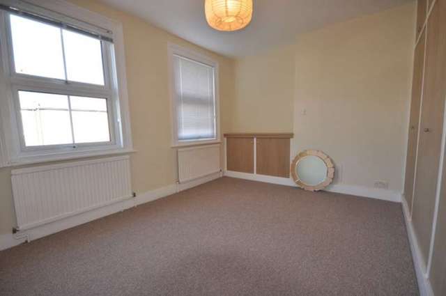  Image of 2 bedroom Terraced house to rent in Priory Road London W4 at Chiswick, W4 5JA