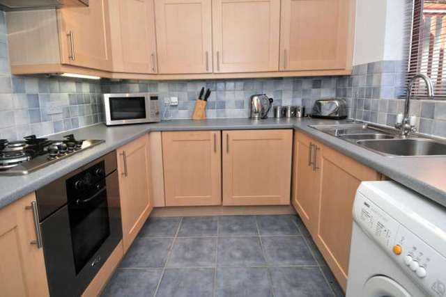  Image of 2 bedroom Apartment to rent in Delfont Close Maidenbower Crawley RH10 at Pullman Court, Delfont Close Maidenbower Crawley, RH10 7QX