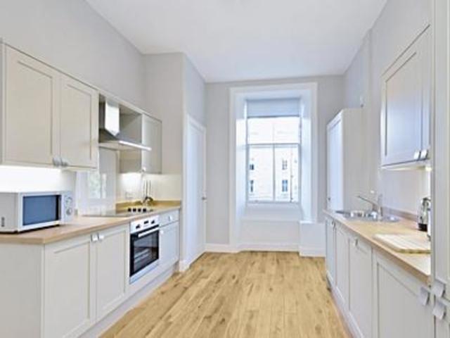  Image of 5 bedroom Flat to rent in Rankeillor Street Edinburgh EH8 at Newington Edinburgh Edinburgh, EH8 9HZ