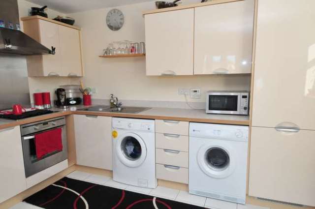  Image of Apartment to rent in Rawlinson Road Maidenbower Crawley RH10 at Rawlinson Road Maidenbower Crawley, RH10 7DP