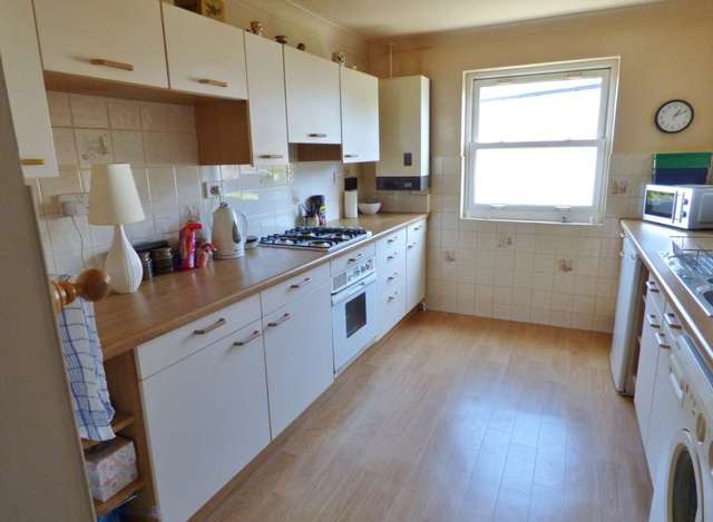  Image of 2 bedroom Flat for sale in Rawlyn Road Torquay TQ2 at Rawlyn Road Chelston Torquay, TQ2 6PL