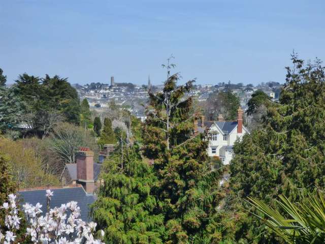  Image of 2 bedroom Flat for sale in Rawlyn Road Torquay TQ2 at Rawlyn Road Chelston Torquay, TQ2 6PL