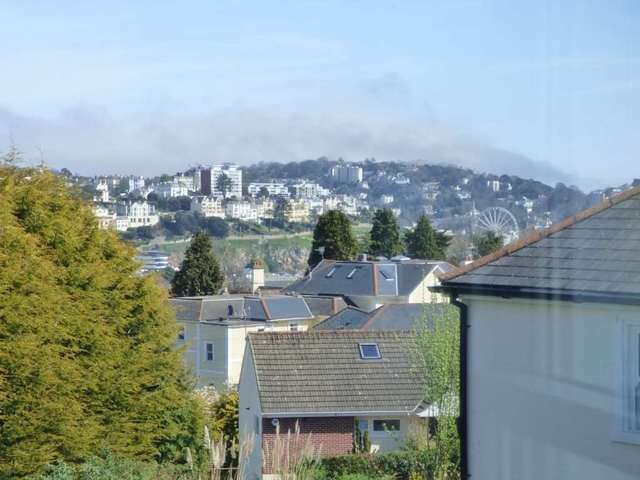  Image of 2 bedroom Flat for sale in Rawlyn Road Torquay TQ2 at Rawlyn Road Chelston Torquay, TQ2 6PL
