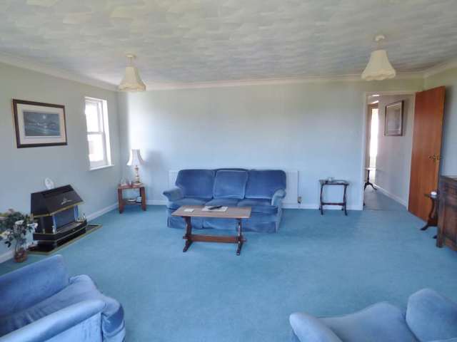  Image of 2 bedroom Flat for sale in Rawlyn Road Torquay TQ2 at Rawlyn Road Chelston Torquay, TQ2 6PL