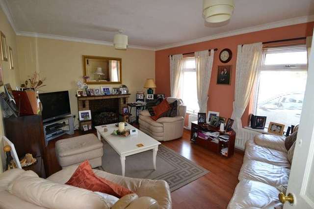  Image of 4 bedroom Semi-Detached house for sale in Rea Fordway Rubery Rednal Birmingham B45 at Rea Fordway Rubery-Rednal Birmingham, B45 0HT