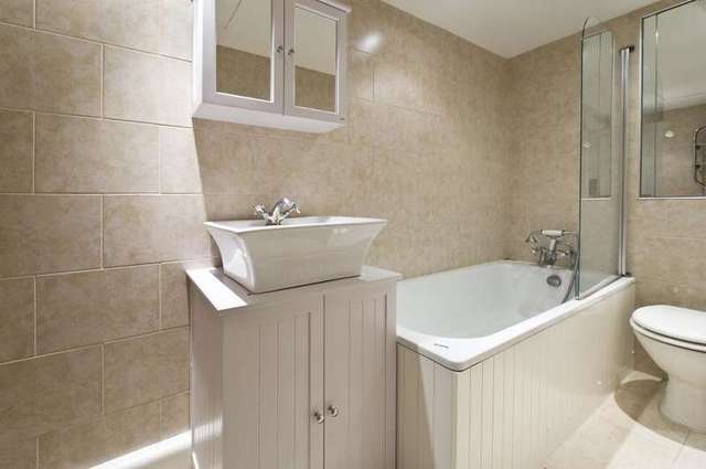  Image of 1 bedroom Flat for sale in Redcliffe Square London SW10 at Redcliffe Square  London, SW10 9BN