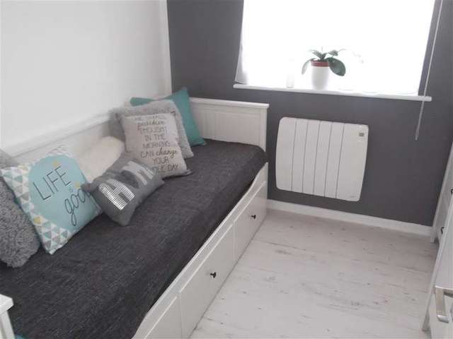  Image of 2 bedroom Apartment for sale in Redwood Gardens London E4 at Chingford London Chingford, E4 7NZ