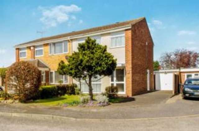  Image of 3 bedroom Semi-Detached house for sale in Riding Hill Kennington Ashford TN24 at Kennington Ashford Kennington, TN24 9BY