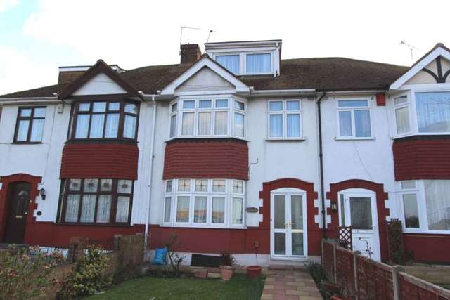  Image of 4 bedroom Detached house for sale in Rochester Road Gravesend DA12 at Rochester Road  Gravesend, DA12 4TY