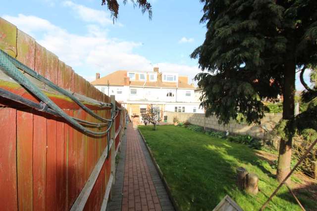  Image of 4 bedroom Detached house for sale in Rochester Road Gravesend DA12 at Rochester Road  Gravesend, DA12 4TY