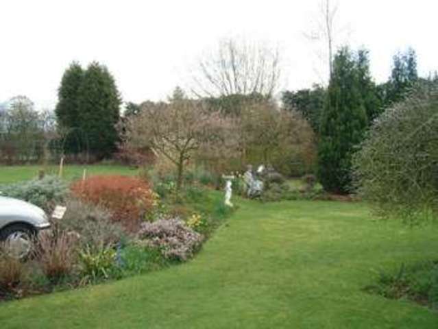  Image of 1 bedroom Retirement Property for sale in Kenilworth Road Balsall Common Coventry CV7 at 155 Kenilworth Road  Balsall Common, CV7 7ES
