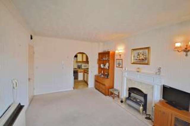  Image of 1 bedroom Retirement Property for sale in Kenilworth Road Balsall Common Coventry CV7 at 155 Kenilworth Road  Balsall Common, CV7 7ES