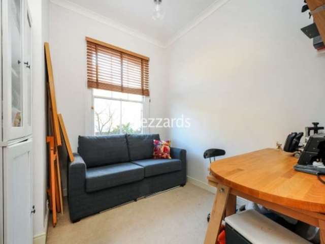  Image of 2 bedroom Ground Flat for sale in Rosehill Hampton TW12 at Hampton, TW12 2AB