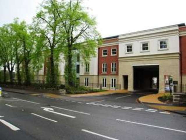  Image of 1 bedroom Flat to rent in Station Road Ashby-De-La-Zouch LE65 at Royal Mews  Ashby-De-La-Zouch, LE65 2GJ