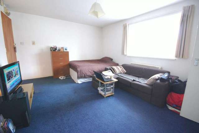  Image of Flat for sale in Ruckholt Road London E10 at Ruckholt Road Leyton London, E10 5NU