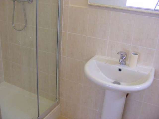  Image of 3 bedroom Detached house to rent in Rudgleigh Road Pill Bristol BS20 at Pill North Somerset Pill, BS20 0DS