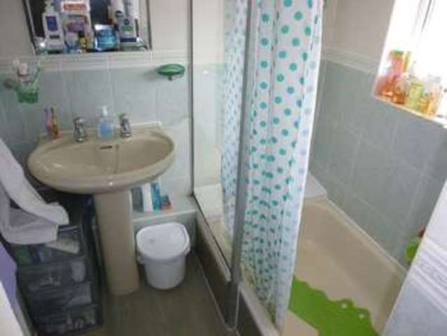  Image of 3 bedroom Semi-Detached house for sale in Rudhall Grove Bristol BS10 at Rudhall Grove Horfield Bristol, BS10 5AJ