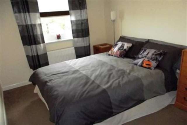  Image of 2 bedroom Flat to rent in Saffronhall Gardens Hamilton ML3 at Hamilton, ML3 6AE