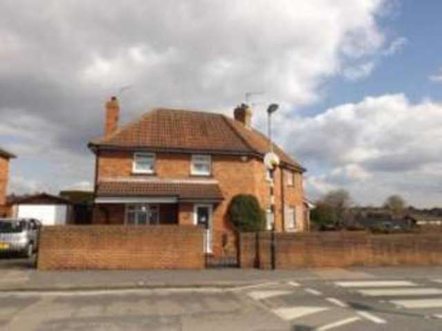  Image of 3 bedroom End of Terrace for sale in Salcombe Road Knowle Bristol BS4 at Bristol Somerset Knowle, BS4 1AH