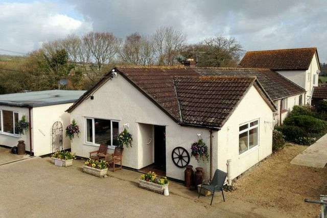  Image of 6 bedroom Detached house for sale in Harepath Hill Seaton EX12 at Seaton, EX12 2TA
