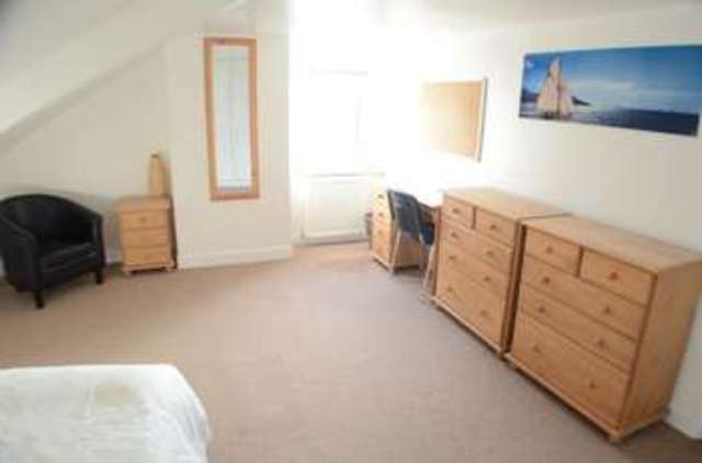  Image of 1 bedroom House Share to rent in Shelton Place North Street Heavitree Exeter EX1 at Shelton Place, North St, Heavitree  Exeter, EX1 2RE