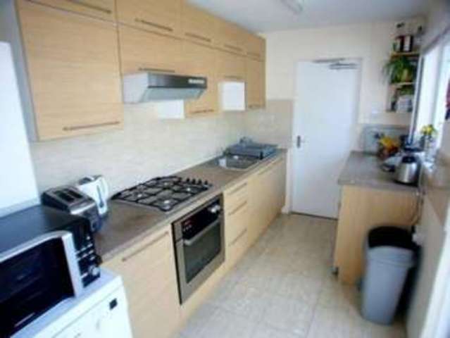  Image of 1 bedroom House Share to rent in Shelton Place North Street Heavitree Exeter EX1 at Shelton Place, North St, Heavitree  Exeter, EX1 2RE