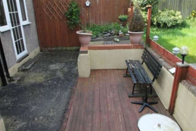  Image of 3 bedroom Semi-Detached house to rent in Selsdon Park Road Selsdon South Croydon CR2 at South Croydon, CR2 8JJ