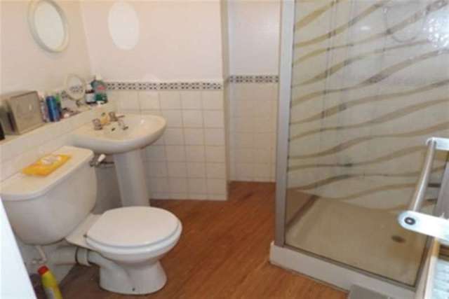  Image of 1 bedroom Flat to rent in Service Street Lennoxtown Glasgow G66 at Glasgow, G66 7JP