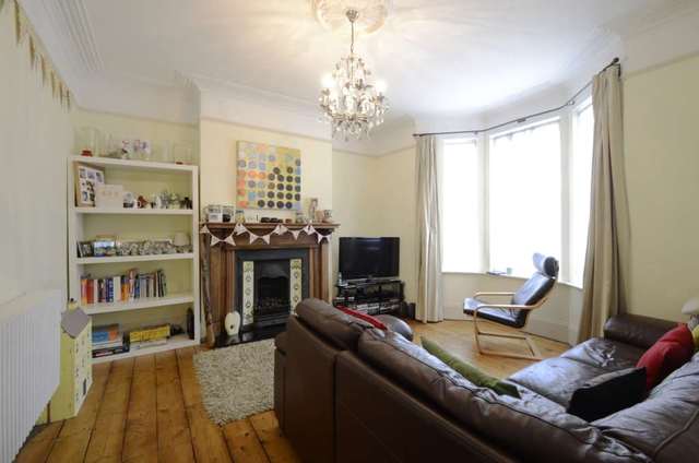  Image of 3 bedroom End of Terrace for sale in Shaftesbury Avenue Bath BA1 at Shaftesbury Ave  Bath, BA1 3DT