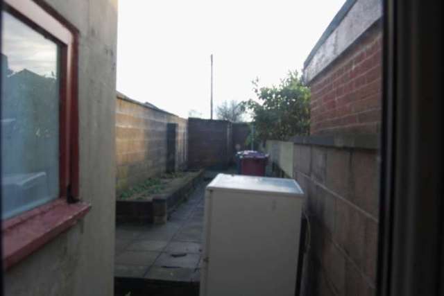 Image of 3 bedroom End of Terrace to rent in Shear Brow Blackburn BB1 at SHEAR BROW SHEAR BROW BLACKBURN, BB1 7EX