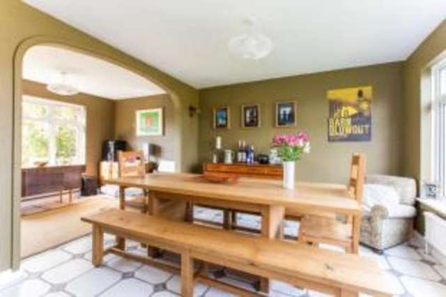  Image of 4 bedroom Detached house for sale in Sheepdown Close Petworth GU28 at Petworth West Sussex Petworth, GU28 0BP