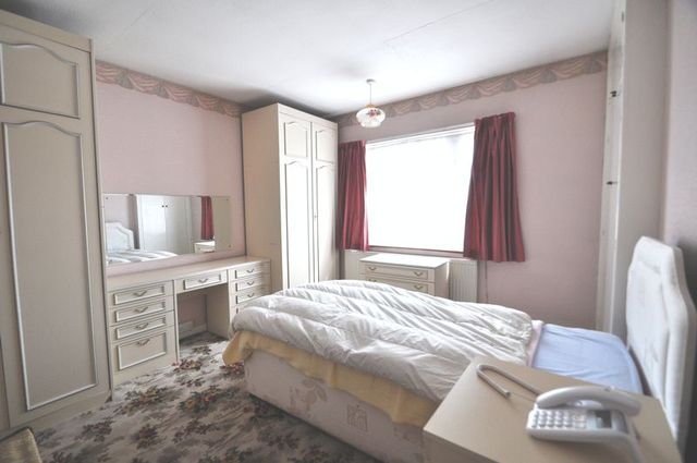  Image of 3 bedroom Semi-Detached house for sale in Sheephouse Way Old Malden Worcester Park KT3 at Sheephouse Way  New Malden, KT3 5PF