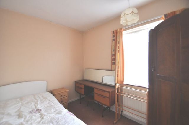  Image of 3 bedroom Semi-Detached house for sale in Sheephouse Way Old Malden Worcester Park KT3 at Sheephouse Way  New Malden, KT3 5PF